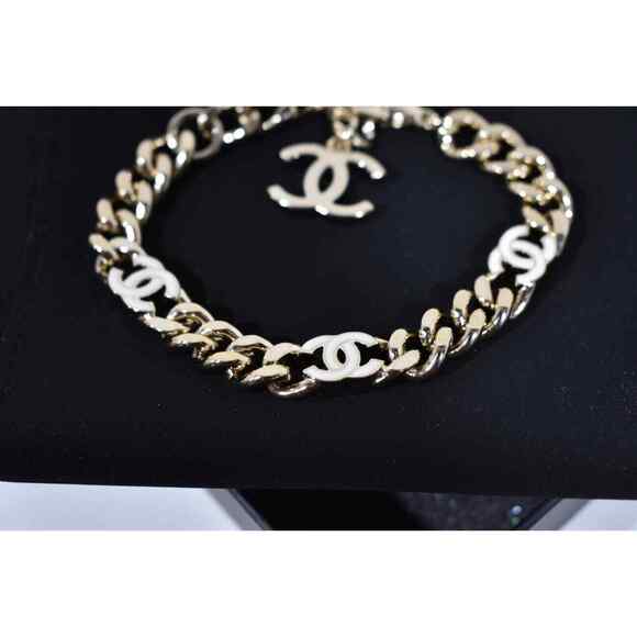 Chanel 22S Gold Chain Link Interlocking CC White Adjustable Runway Arm Bracelet - Picture 7 of 16